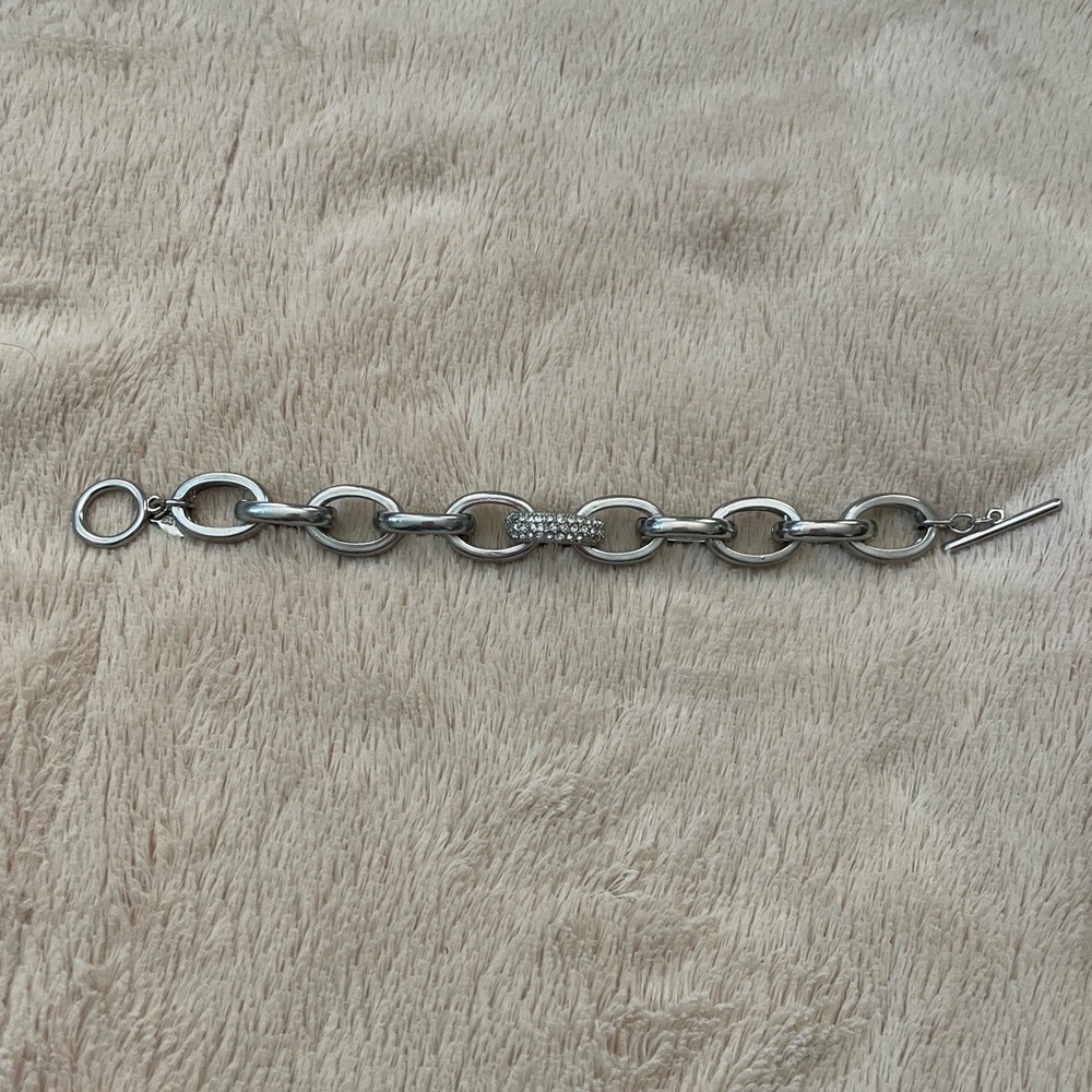 Express toggle clasp silver bracelet with rhinestone